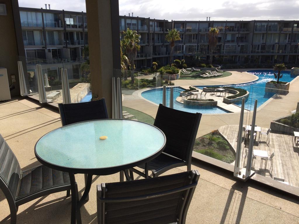 Onshore Torquay Room photo